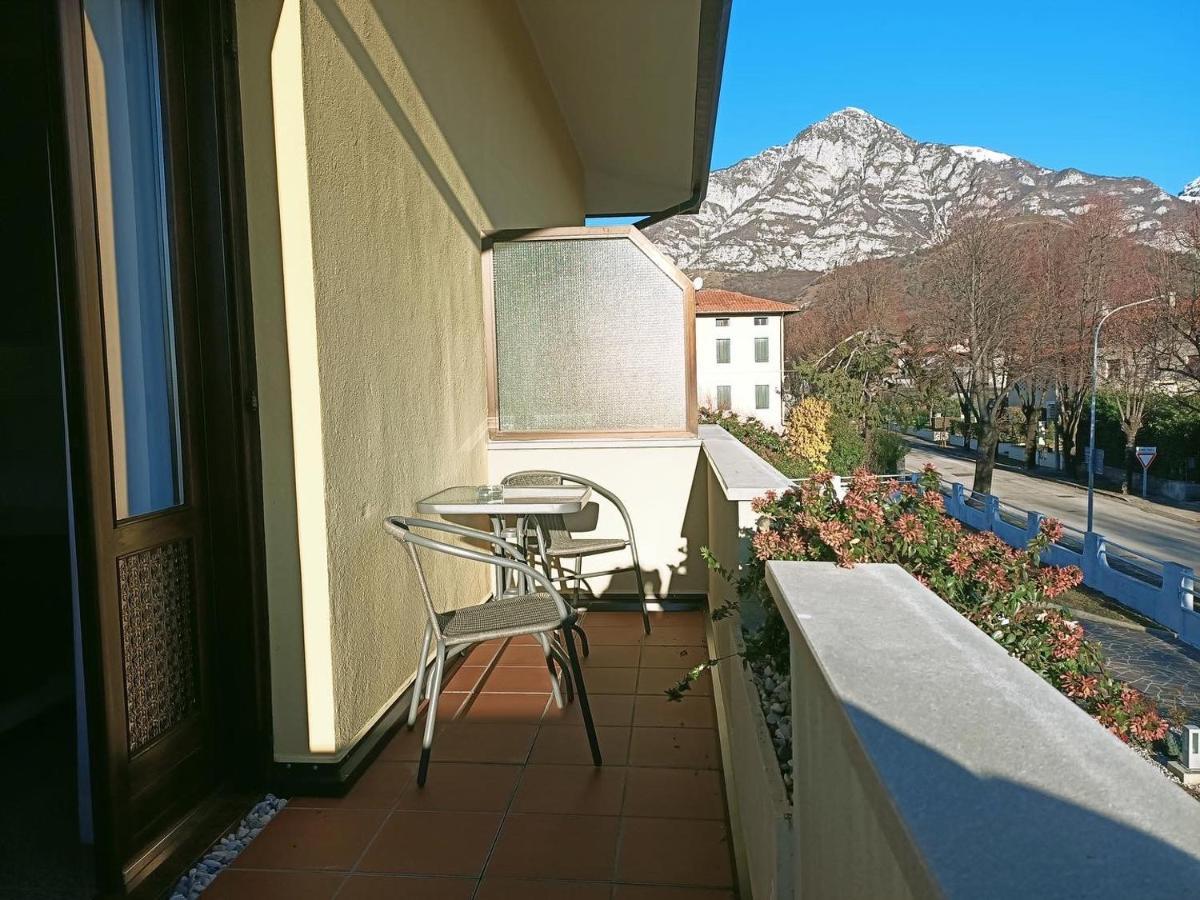 Casa Valcellina Hotel Ristorante Монтереале-Вальчеллина Экстерьер фото
