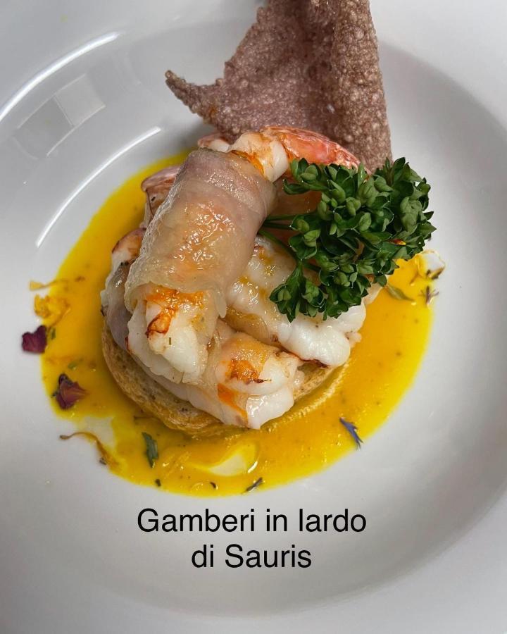 Casa Valcellina Hotel Ristorante Монтереале-Вальчеллина Экстерьер фото